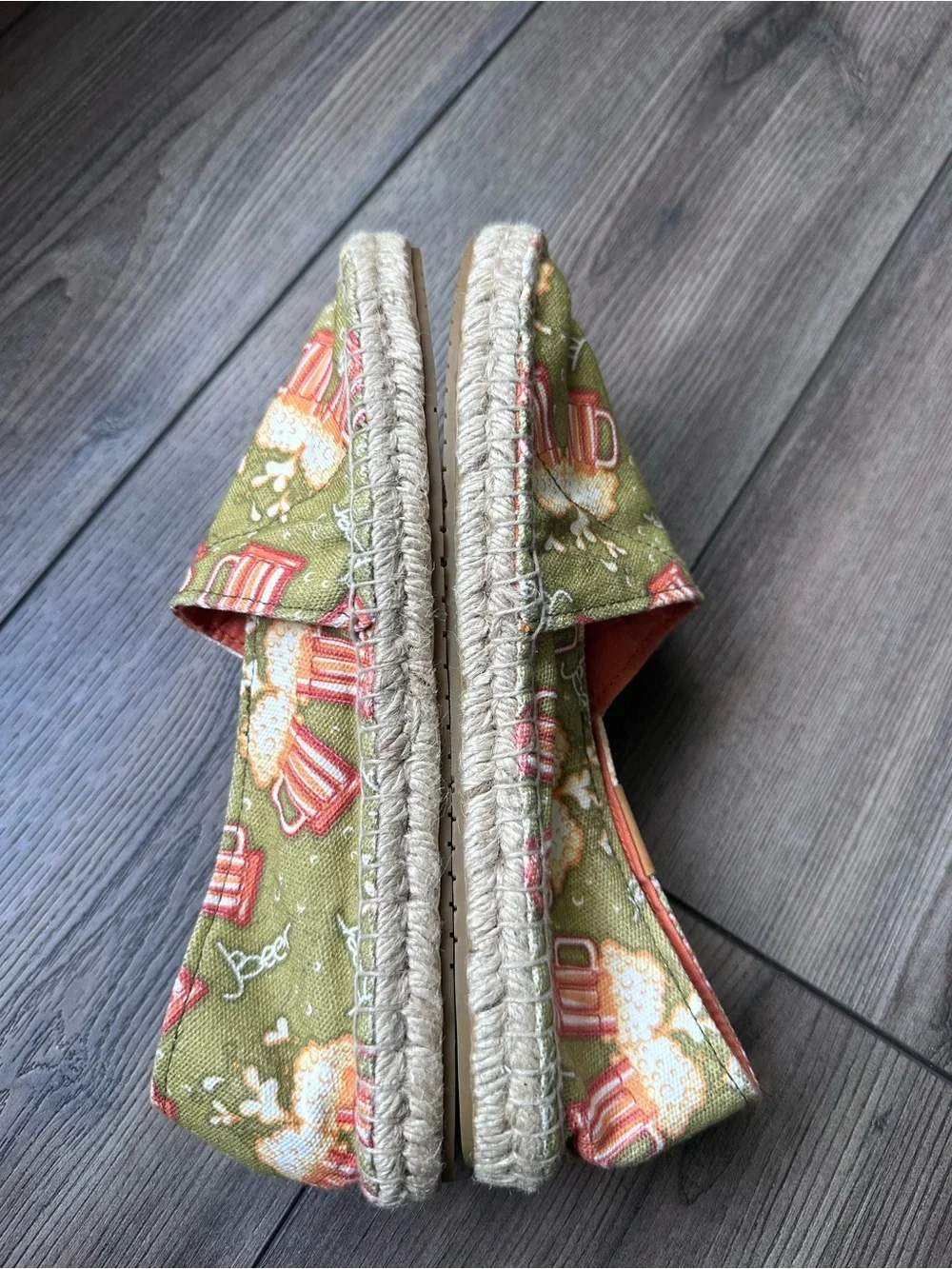 Ubuntu Handmade Beer Print Espadrille Slip-On Shoes Size 8